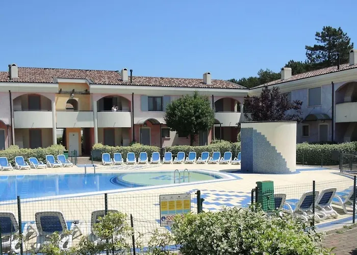 Ground-floor With Garden And Pool Access 아파트 *